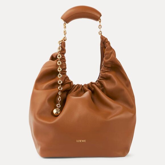 Loewe Squeeze Medium Oak Leather Shoulder Bag - Picture 1 of 16